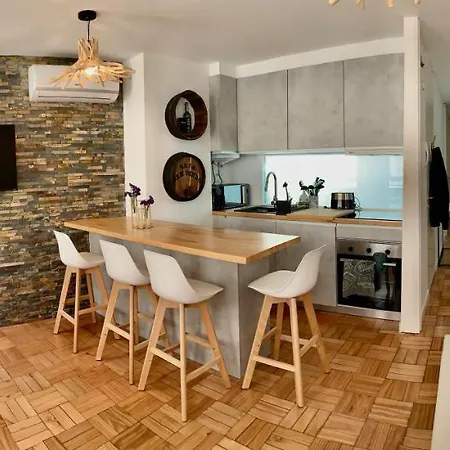 Apartamento Cave-styled Duplex