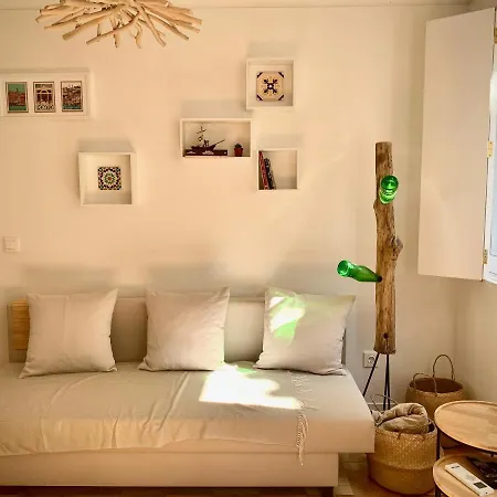 Cave-styled Duplex Oporto