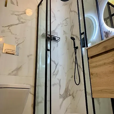 Daire Cave-styled Duplex