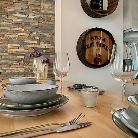 Daire Cave-styled Duplex Porto