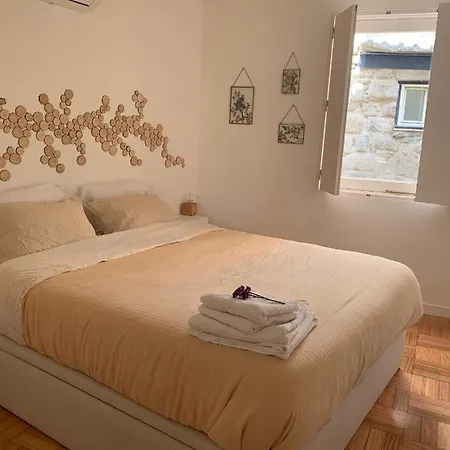 Daire Cave-styled Duplex Porto