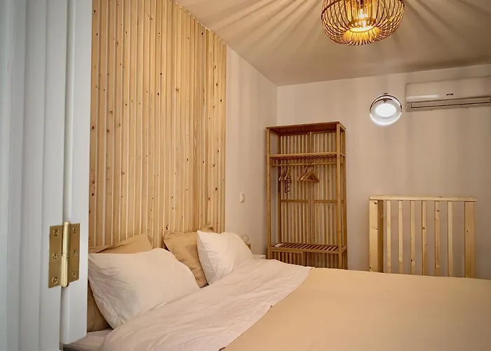 Apartment Cave-styled Duplex