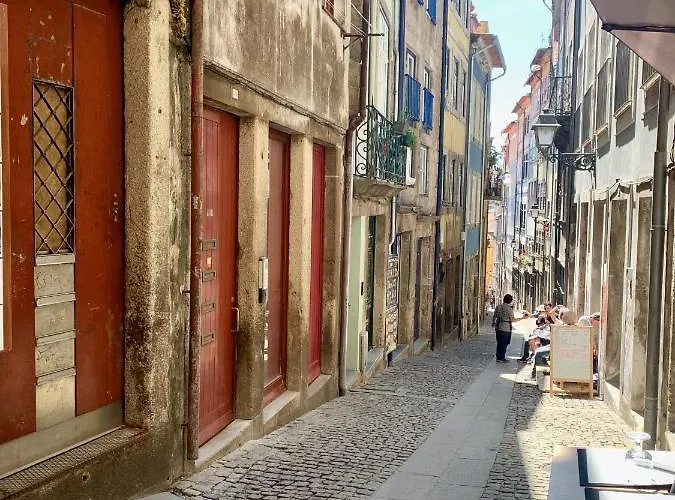 Apartment Cave-styled Duplex